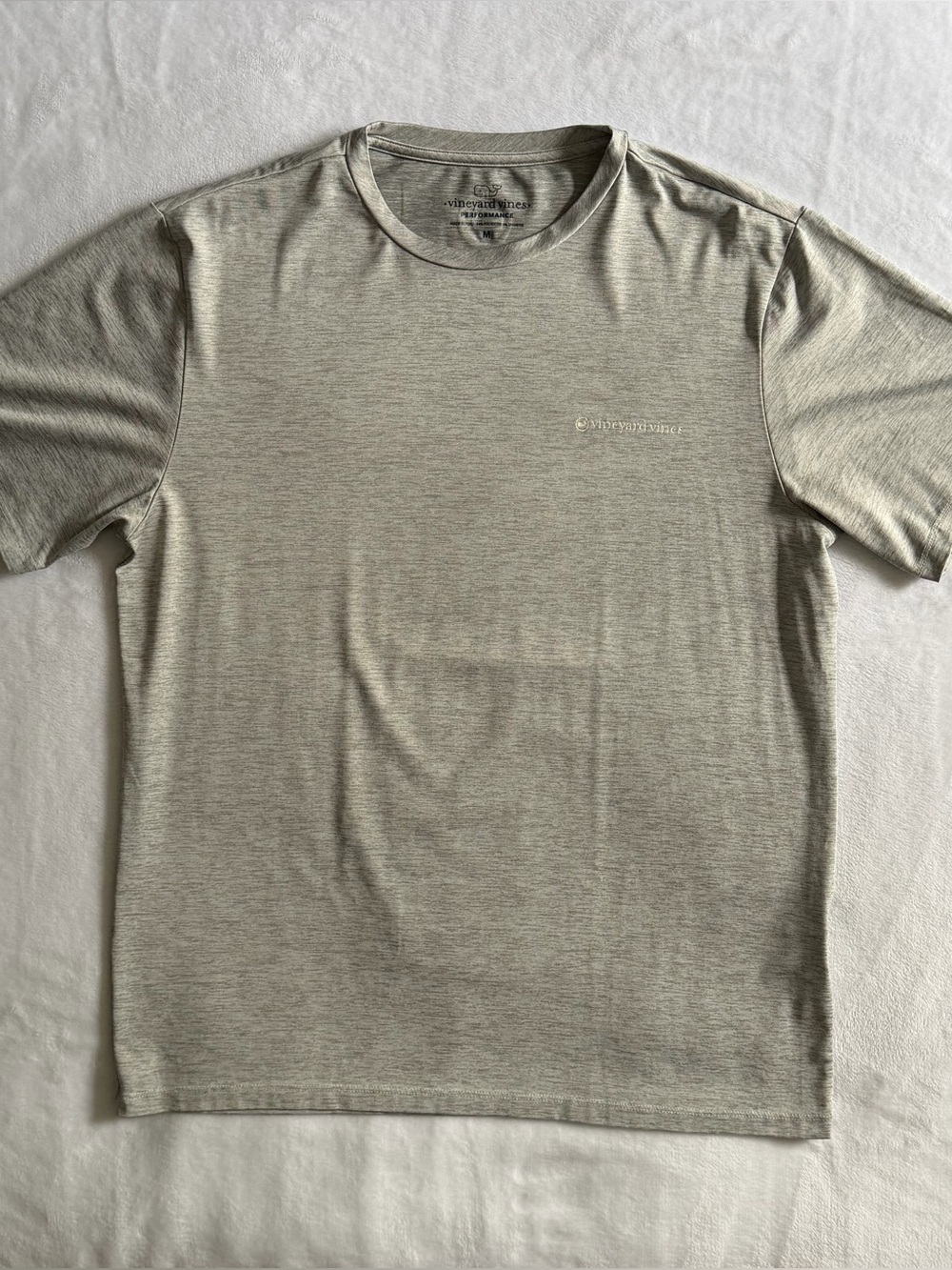 Vineyard Vines Shirt Men's M Gray Performance
Logo Tee Tagless Stretch Crewneck